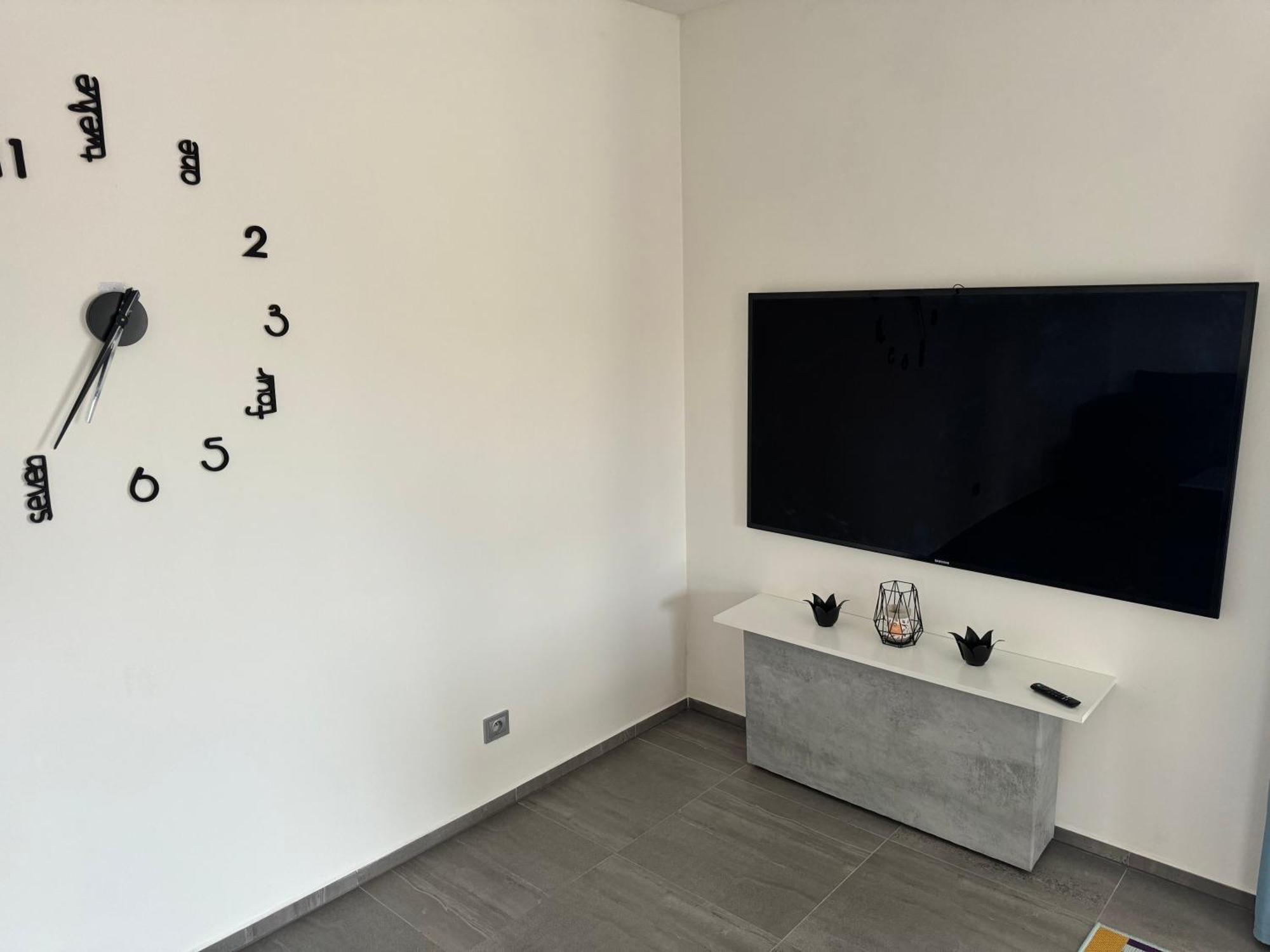 Byt Apartman 74M2 Vyhled Klid Priroda Prag Dış mekan fotoğraf