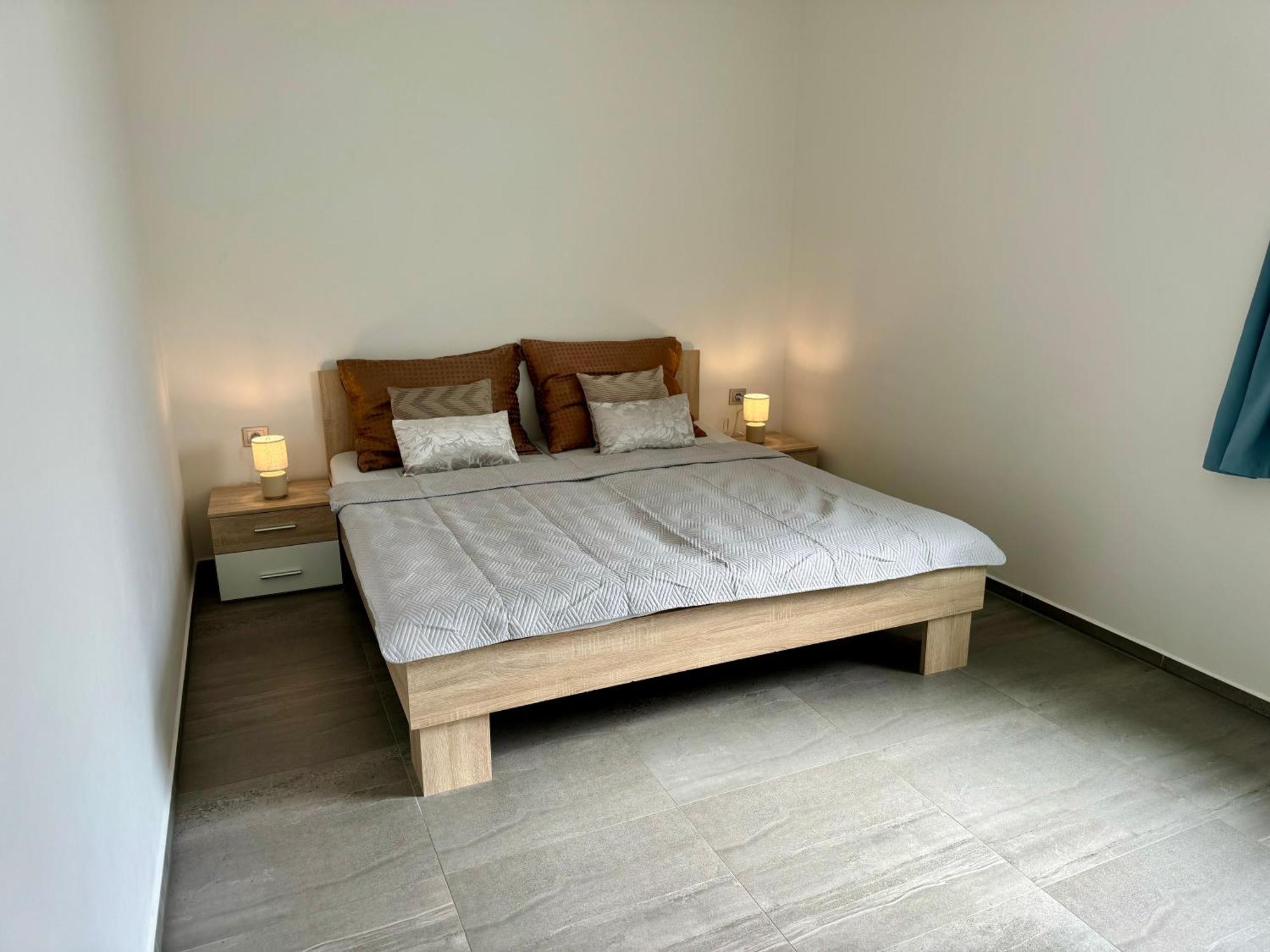 Byt Apartman 74M2 Vyhled Klid Priroda Prag Dış mekan fotoğraf